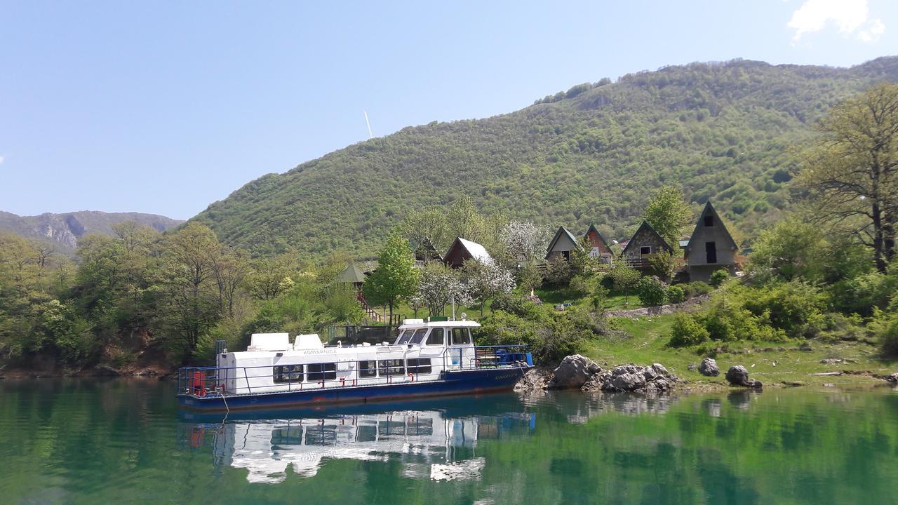 B&B Konak プルジネ エクステリア 写真